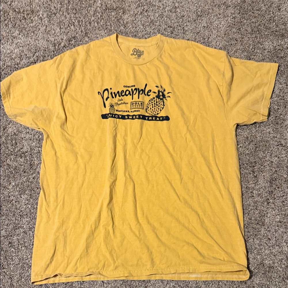Blue 84 Men's Dole Plantation Yellow Pineapple Hawaii Tee